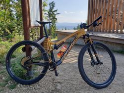 CORRATEC REVOLUTION CARBON SUPER LIGHT, vlákna TORAY NEJLEHČÍ FULL Původně 220 tis. 100 tis SLEVA
