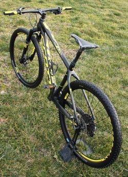 Prodám Scott Scale 700 RC - s mnoha náhradními díly, 2015, velikost S