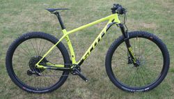 SCOTT Scale RC 900 Team 2019 - atraktivní 29” kolo s karbonovým rámem - NOVÉ