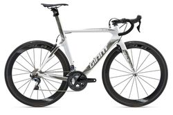 Nový Giant Advanced SL 1 2018 M a M/L