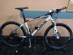Trek Elite 9.8 karbon 26"