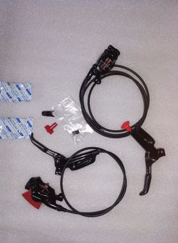 SRAM Level Ultimate- přední - 750 mm zadní 1450 mm