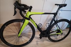 Carbonové aero závodní kolo Silverback. Vel. 56, záruka!