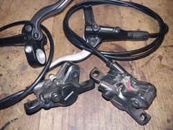 Prodám brzdy Shimano MT401, kotouče RT56