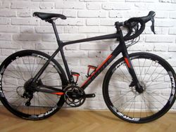 GIANT CONTEND SL 1 Disc na Shimano 105, vel M-L, Stav nového kola !