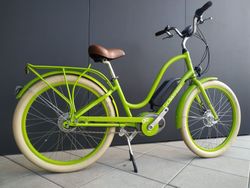 ELECTRA Townie GO! 8i Ladies' Lime