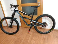 SLEVA - Prodam YT Jeffsy AL 2017, XL (vyska 186cm, sedi skvele) + 160mm kit na vidli + příslušenství