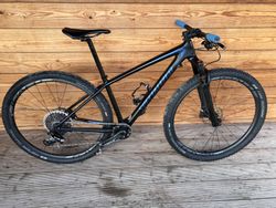 SPECIALIZED EPIC PRO HT - celokarbon, lehký závodní stroj, vel.S