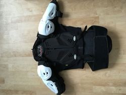 IXS HAMMER JACKET - chránič páteře