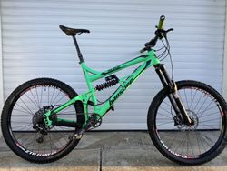 Banshee Rune V3 XL