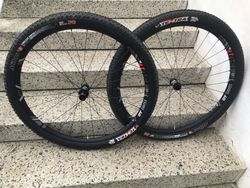 Zapletená kola DT Swiss XR1501 Spline 29"
