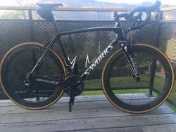 Specialized S-WORKS Tarmac DA ZAMLUVENO
