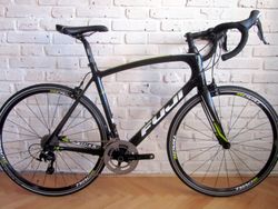 FUJI GRAN FONDO na Shimano 105, 58 cm. Stav nového kola. PC 42.000 Kč