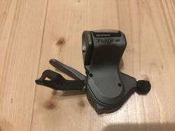 Řadící páka Shimano Tiagra, SL-4600, 10s, použita
