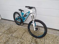 Bergamot Big Air 9.4