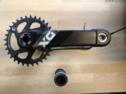 nové kliky SRAM X01 a střed DUB