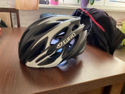 Helma GIRO SAROS G266, vel. 59-63cm