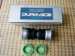 Středové misky Shimano DURA ACE, ital. Závit.