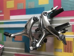 Brzdy Shimano BR-A550, výměnné botky, vyšší.