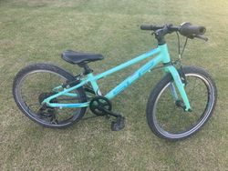 SUPERIOR F.L.Y. VEL.20" TOP STAV