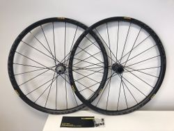 Zapletená kola Mavic Crossmax PRO Carbon Boost 29