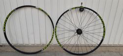 Prodám ráfky No Tubes ZTR Rapid + náboj Formula DC-22
