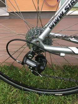 Prodám velmi zachovalou málo ježděnou silničku Šírer Omega - karbon vidle "S 49-53cm"