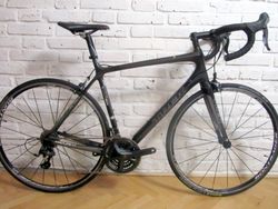 TREK MADONE 5.2 na Shimano Ultegra. 56 cm. Zánovní. PC 80.000 Kč