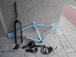 Neuskutecnena stavba TREK XCALIBER