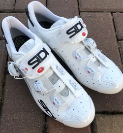 NOVÉ SIDI WIRE CARBON VERNICE