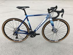 CYKLOKROSOVÉ (GRAVEL) KOLO STEVENS SUPERPRESTIGE DISC - vel. rámu 52 cm / Di2 GRX - NOVÉ