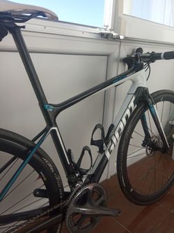 Giant defy