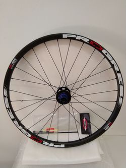 Nové karbonové výplety Progress Boost