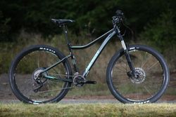 Nabídka: MERIDA JULIET XT.EDITION 2017 - S 15" (PRAKTICKY NOVÉ)