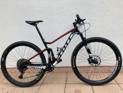 SCOTT SPARK RC 900 TEAM - karbon TOP STAV