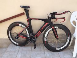 Koza na triatlon a časovku.