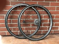 Zapletená kola DT Swiss RR 417