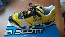 Obuv Scott