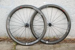 ZIPP 303 plášťová (Campagnolo)