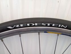 PLÁŠTĚ VREDESTEIN 700X23C