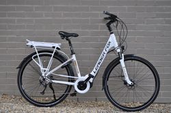 Městské elektrokolo Leader Fox SAGA CITY 28", 2019-2 16,5