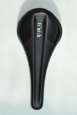 Sedlo Fizik Gobi M5