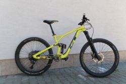 GT Force Alloy Elite, velikost (M), Původní cena 82 999,- , nyní za 48 000,-