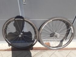 Karbonová kola Zipp 202