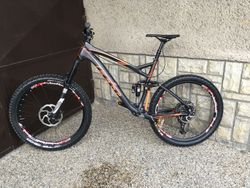 Rám Felt Compulsion LT1 2014 karbon, 150/160 mm, Rock Shox Monarch, výplety, kazeta.