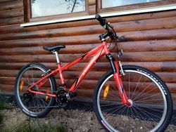 Specialized Hotrock 24