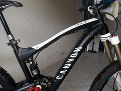 CANYON Strive ES8