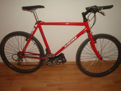 2x stará horská kola: Trek Singelrack - Shimano Deore LX - STX / Winora - Shimano Deore DX - LX