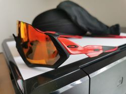 Oakley Flight Jacket PRIZM Redline Prizm Ruby Polarized
