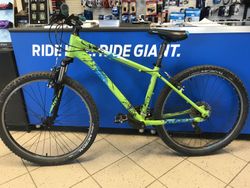 GIANT 26’’